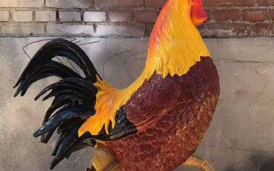 庭院景區擺放玻璃鋼彩繪公雞雕塑