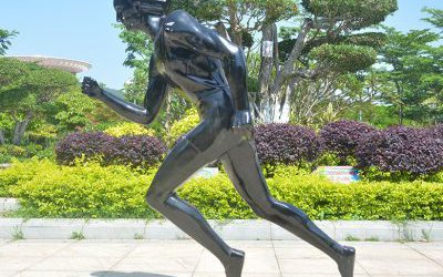 公園景觀玻璃鋼抽象跑步運(yùn)動(dòng)人物雕塑