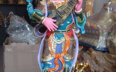 寺廟玻璃鋼彩繪持國(guó)天王雕塑