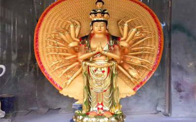 玻璃鋼彩繪寺廟供奉千手觀音雕塑