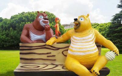 幼兒園擺放卡通玻璃鋼熊出沒座椅雕塑