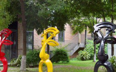 公園玻璃鋼抽象彩繪創(chuàng)意個性臉譜雕塑