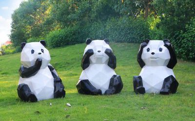 動物園觀景區(qū)幾何卡通熊貓玻璃鋼雕塑