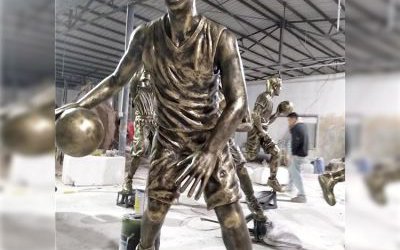 景區(qū)景觀擺放打籃球玻璃鋼仿銅運(yùn)動人物雕塑