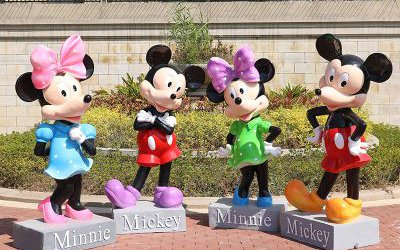 商場(chǎng)影院玻璃鋼卡通動(dòng)畫片米老鼠雕塑