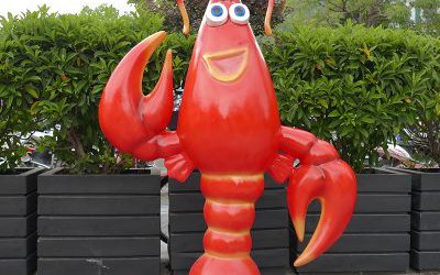 玻璃鋼立式卡通小龍蝦戶(hù)外公園擺件